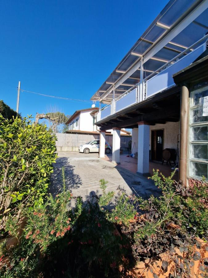 Tra Forte Dei Marmi E Marina Di Massa - Il Melograno Zewnętrze zdjęcie